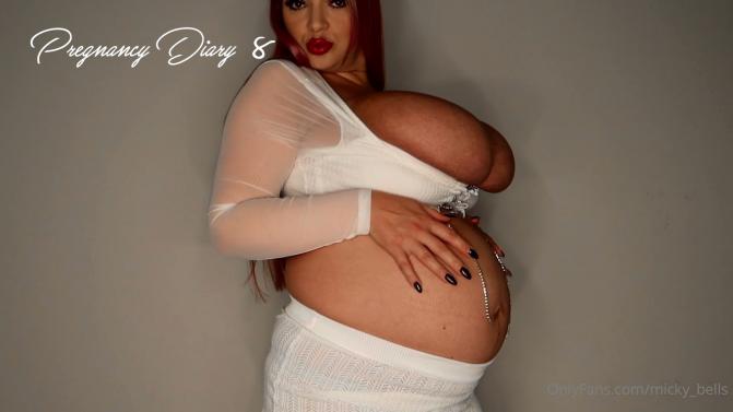 [Onlyfans.com] Micky Bells - Pregnancy Diary 8 [2022 г., solo, pregnant, big tits, huge tits, 1080p, SiteRip]