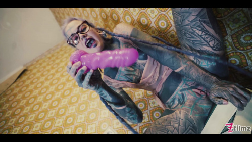 Z-Filmz 23 08 08 Anuskatzz Toys And Piss XXX 2160p MP4-FETiSH [XC]