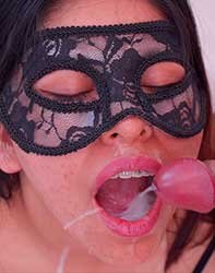 Urma - Bukkake con la anonima