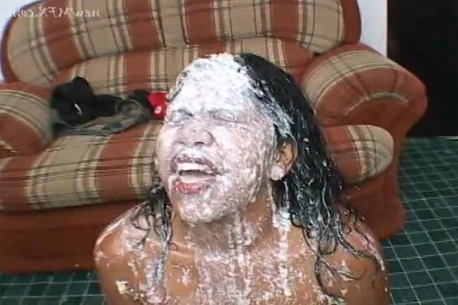 Vomit Paradise (NewVomitInBrazil.com) [2023, Vomit, Puke, Lezdom, Lesbian, SiteRip]