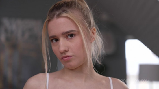 First DP by two fat cocks in narrow holes 18yo Daenerys Workholes
