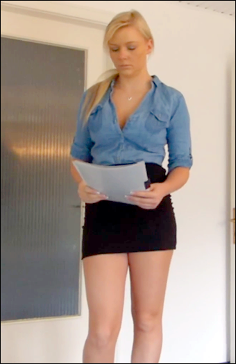 Отшлепана и анально наказана отчимом за проваленный экзамен