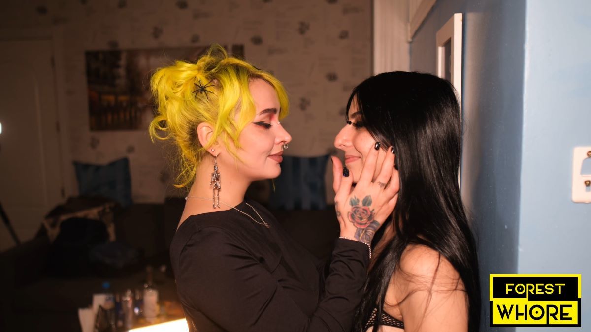 Kaitlyn Katsaros and Forest Whore Celebrate Halloween with Mud, Piss, and Humiliation [2024 г., Humiliation, Pissing, Fetish, Kinky, Wet, Fetishes, Real, Amateur, 2160p, SiteRip]