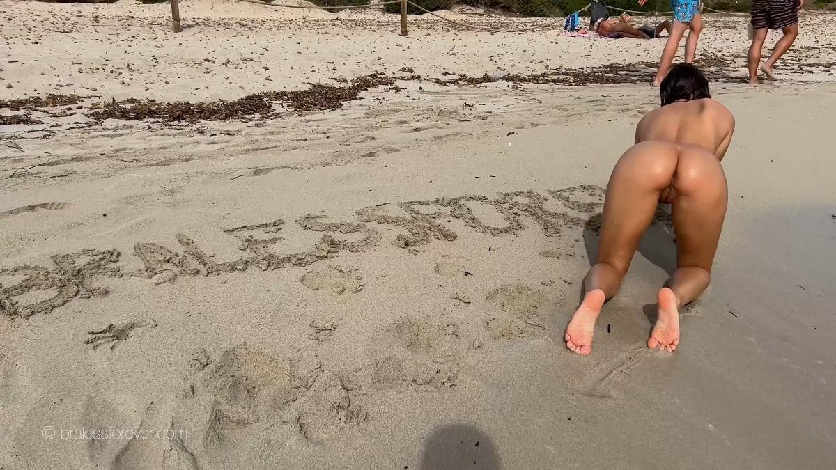 Bralessforever.com / (63 видео) (Bralessforever.com) [2024 г., 2024, Voyeur, Exhibitionism, Public Nudity, Amateur, Flashing, Shaved, Braless, Sideboob, Nipple Slip, See through, Upskirt, Nudism, Posing, 2160p, SiteRip]