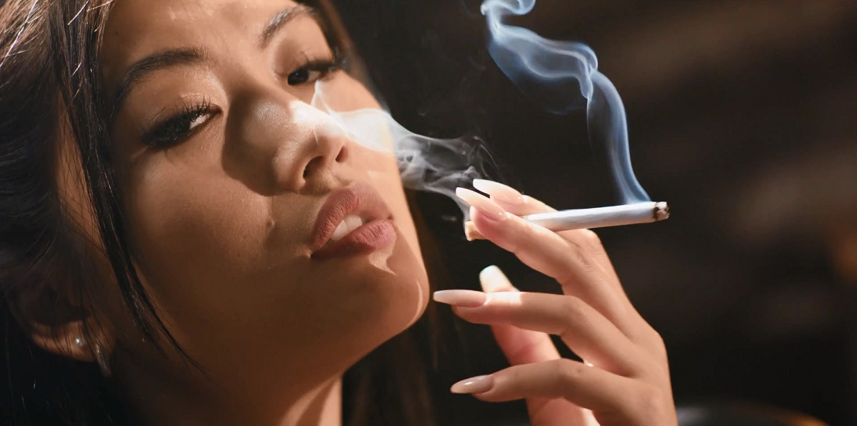 [SmokingHawt.com] Dolly X [2025 г., All Sex, POV, Asian, Interracial, Natural Tits, Smoking Fetish, Brunette, Cum on Pussy, 1080p]