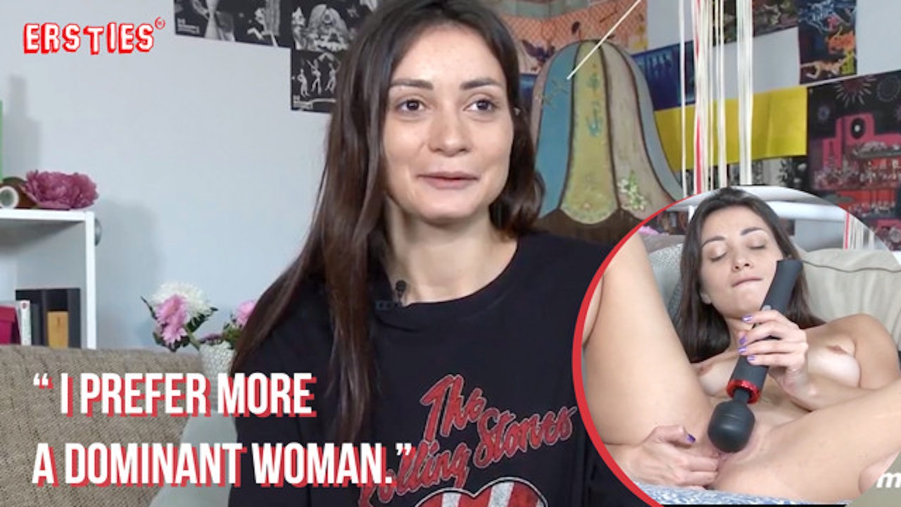 [Ersties] Ersties - valentina fingers herself while using a magic wand