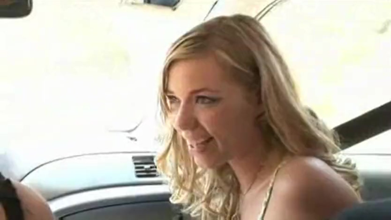 Nicole ray and debi diamond in a car