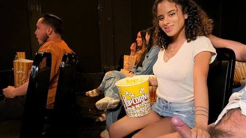 [LetsPostIt.com / Mofos.com] Isabella Jules - Movie Theater Flashing (16.09.2025) [All Sex]