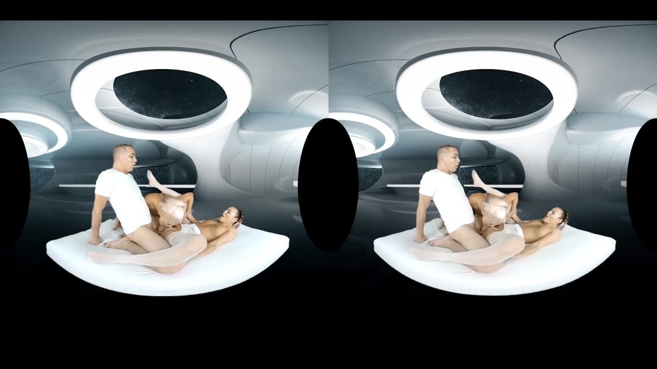 [Reality Lovers] The second vr porn from space - this time from female pov