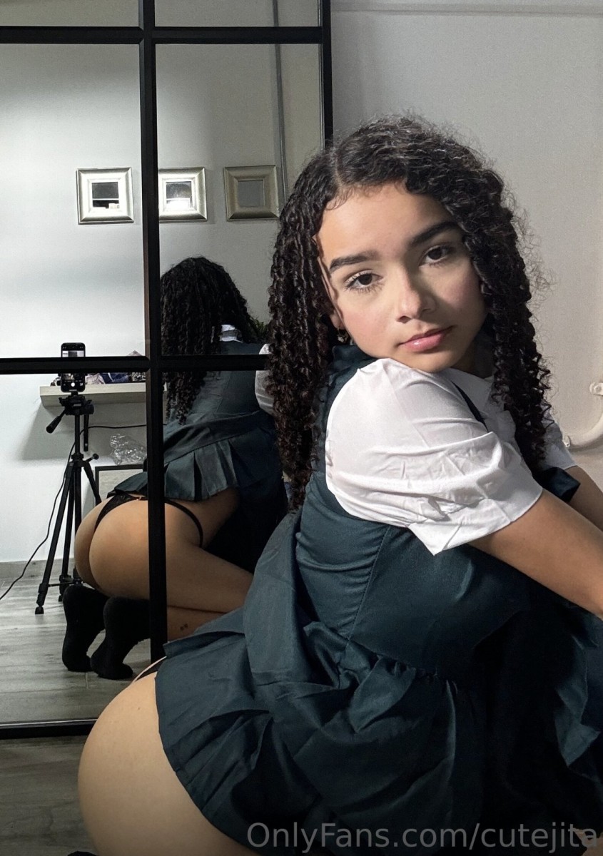 [blowketing.com / manyvids.com / onlyfans.com] Cutejita - Sextape #3 [2025, Amateur, Blowjob, Cunnilingus, Facial, Latina, Natural Tits, Teen, 1080p, SiteRip]