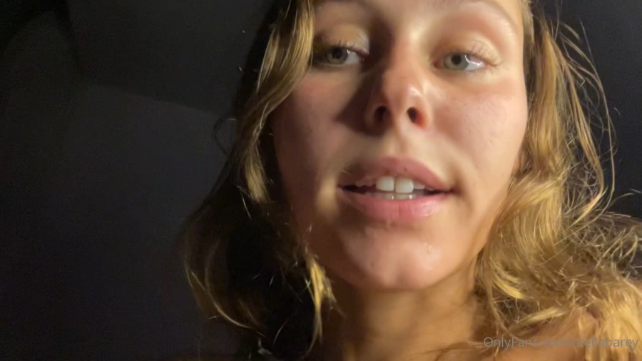 [OnlyFans.com] Stella Barey - I Just Squirted All Over Myself Under The Full Moon...I Think I m Addicted To Squirting Now [2023-09-22, Solo, 1080p, SiteRip]