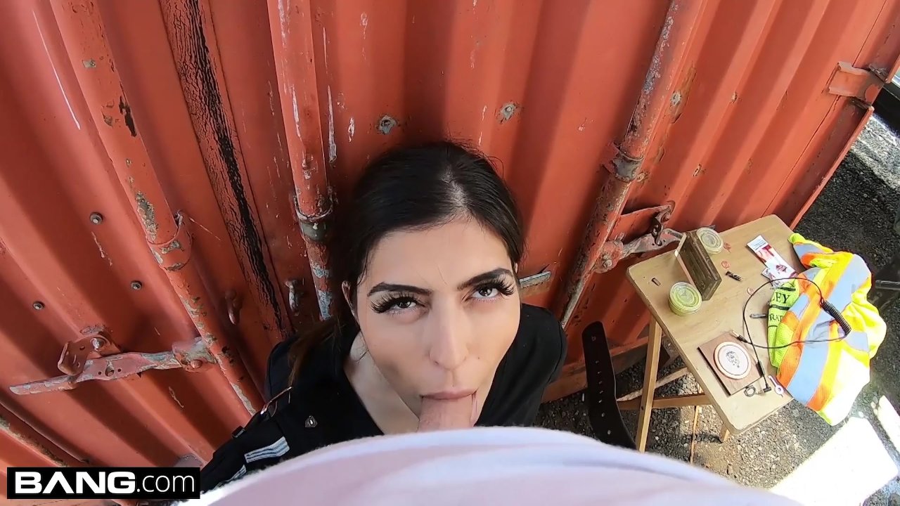 [Screw The Cops] Screw the cops - latina bad girl caught sucking a cops dick