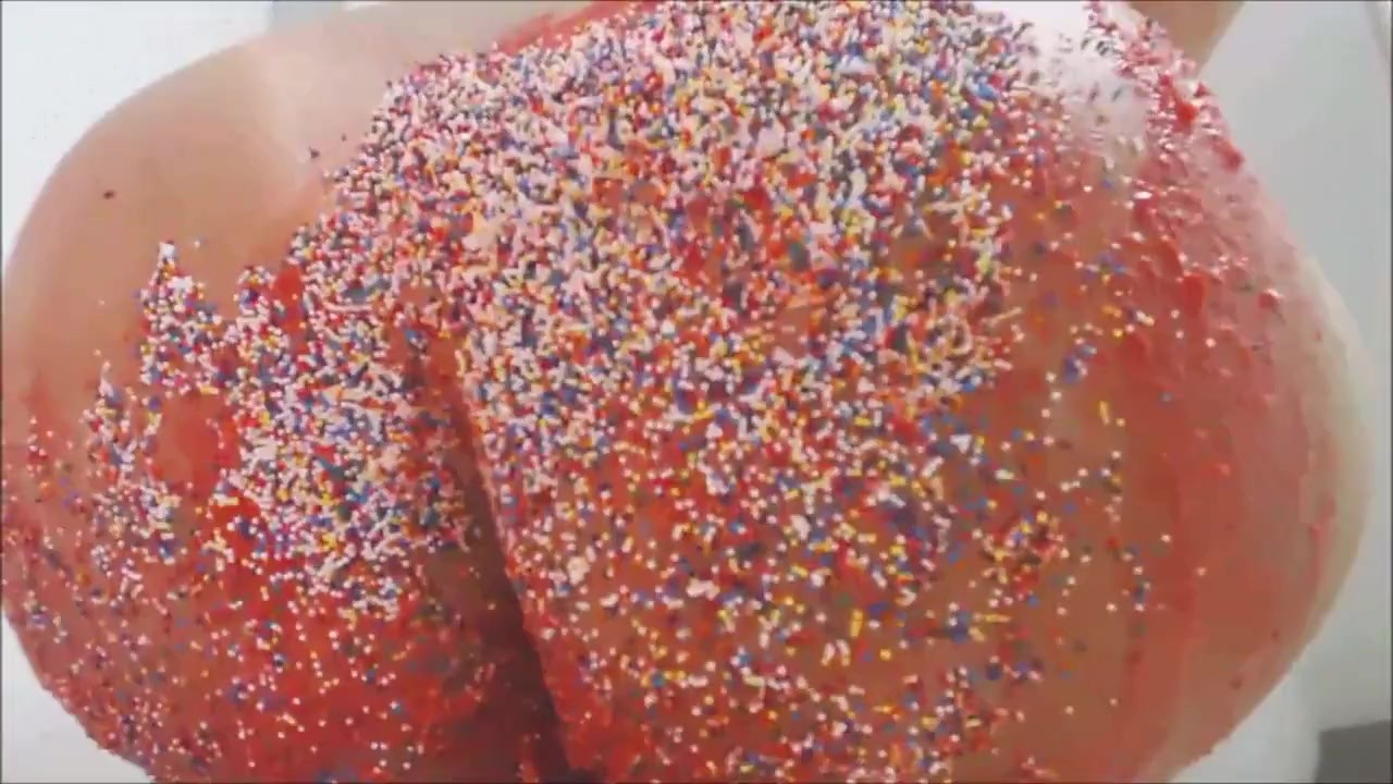 Would you like some plump cake?