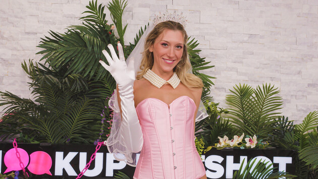 [HookupHotshot.com] Addison Vodka (04.12.2025) [All Sex, Hardcore, Gonzo, Piss]