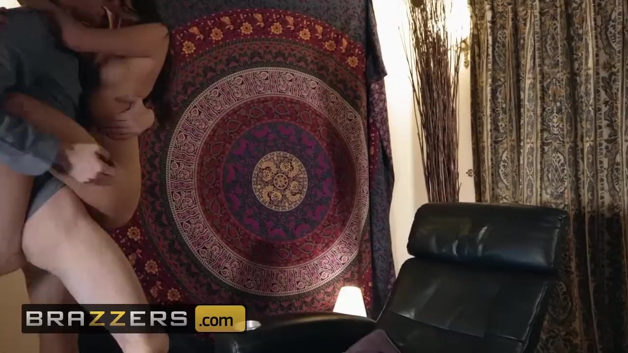 [Brazzers] Free spirit daughter rebecca volpetti causes stepdad to cheat - brazzers