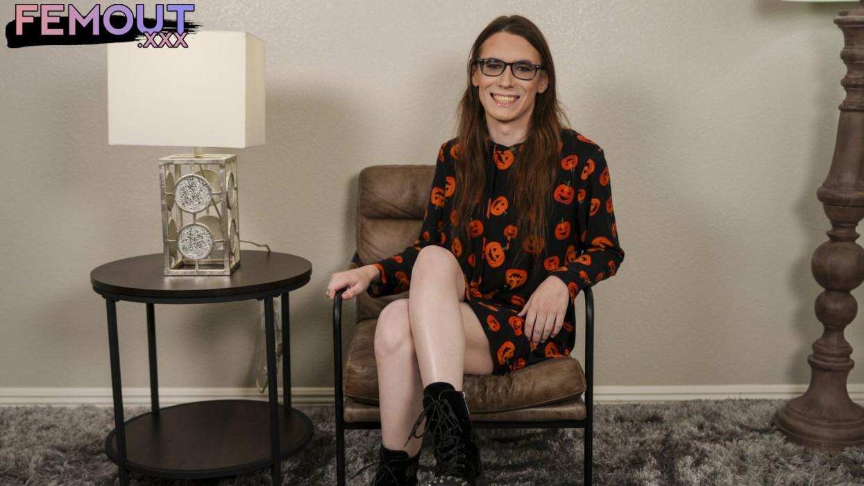 [706.4 MB] [Femout.xxx] Debuting Lunara Kitten (02 Nov, 2023) [2023 г., Shemale, Transsexual, Hardcore, Small Tits, Blowjob, Anal, Bareback, Cumshot, 1080p]