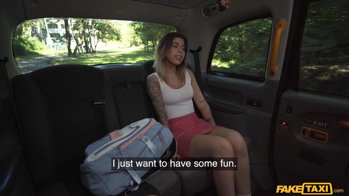 [FakeTaxi.com / FakeHub.com] Molly Smith - De-Stress on my Cock (25.01.2026) [All Sex, Hardcore, Gonzo, 720p]