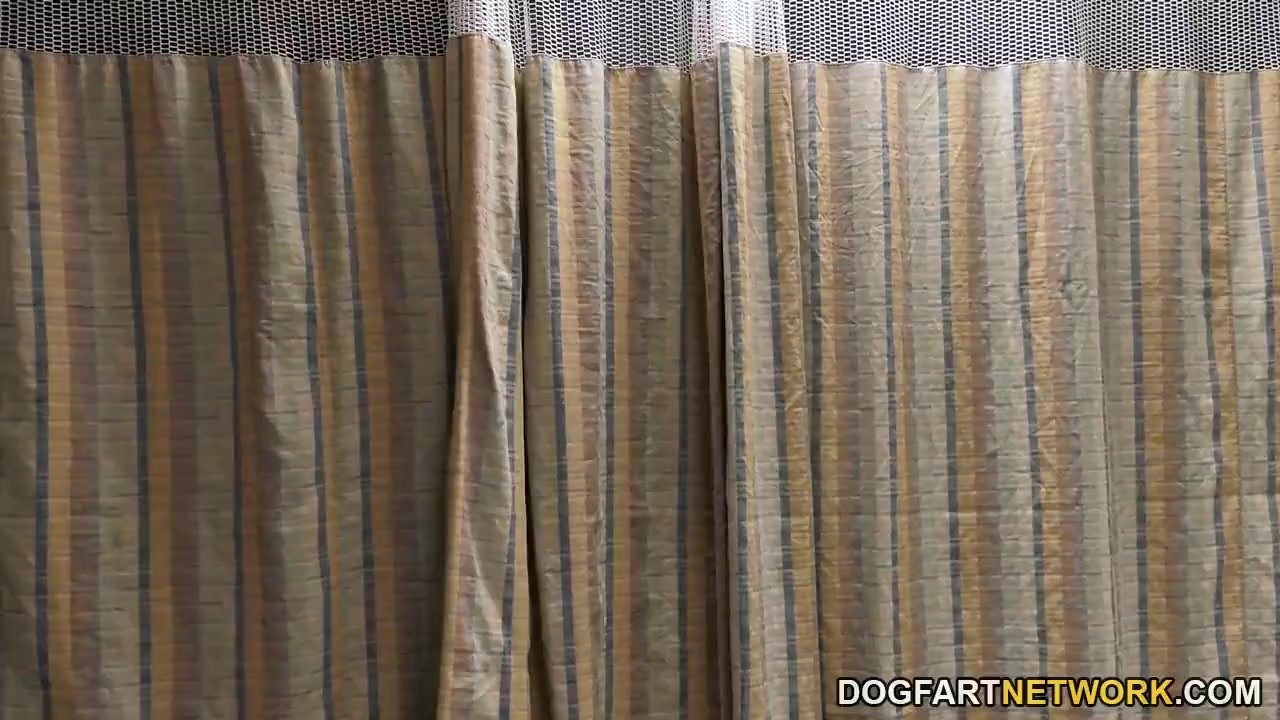 [Dogfart Network] Adria rae services black dudes with her mouth and pussy - gloryhole