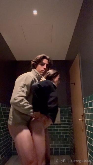 [OnlyFans.com] Nikki Nicole, Gattouz0 - Bathroom Creampie Sextape [2026, All Sex, Hardcore, Gonzo, 1920p]