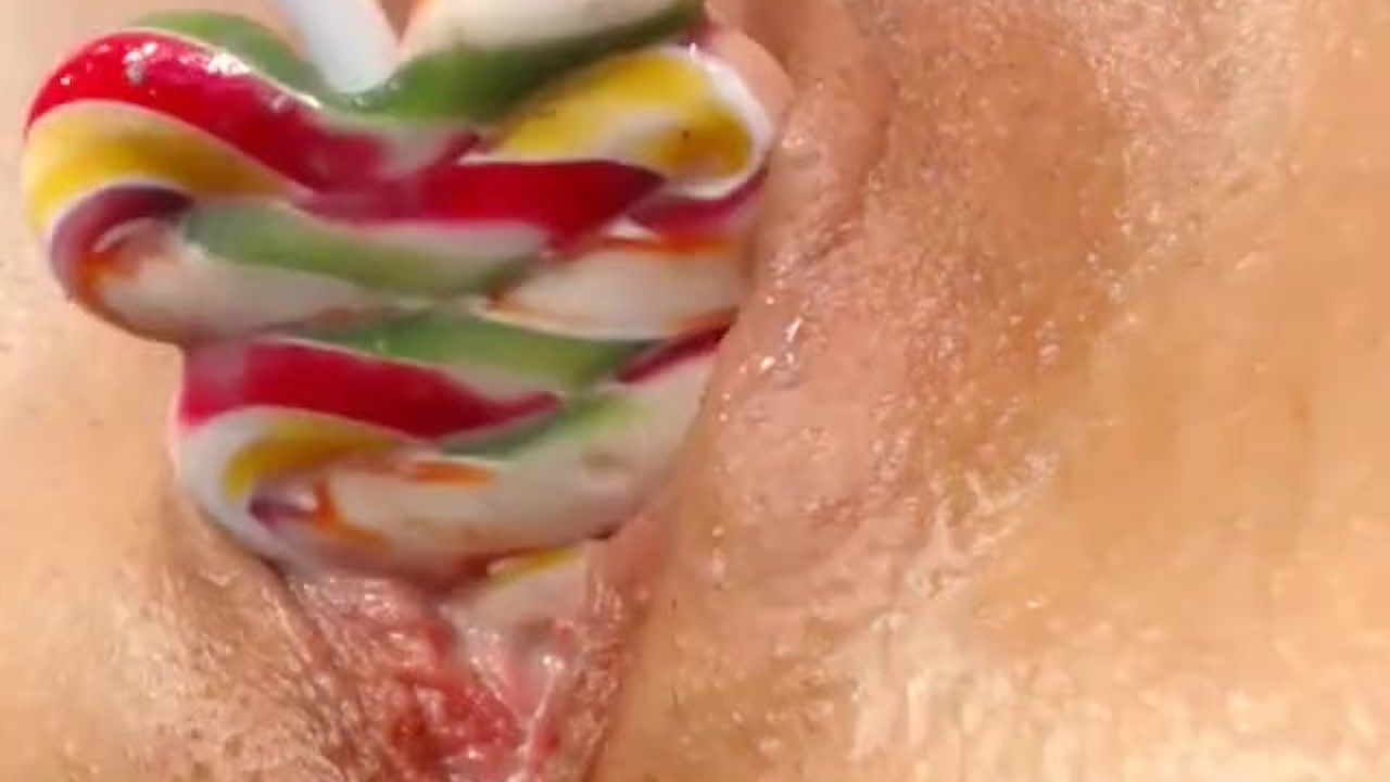 Moonchristine lick feet fucks candy, biggest toy fuck