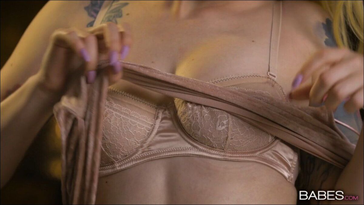 [Babes.com] Mischa Cross (Naughty Before Naptime / 06/28/2017) [Blonde, Solo, Masturbation, Innie Pussy, Tattoo, Indoors, Boyshorts, Strip Tease, Medium Skin, Small Tits, Average Body, Small Ass, Trimmed Pussy, 720p, HDRip] – Porn torrents download