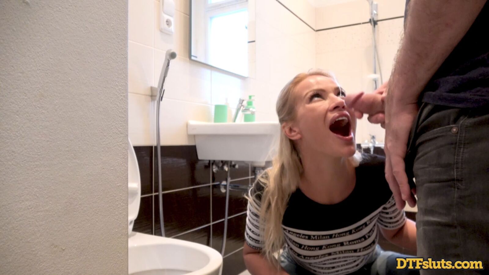 [2.74 GB] [DTFSluts.com / Analized.com] Cherry Kiss shares some cock with Rebecca Volpetti [2020-03-27, Anal, Athletic, Big Dick, Blonde, Cum Swapping, Facial, Great Ass, Shaved Pussy, Small Tits , Swallow, Threesome, Ass To Mouth, 1080p] – Porn torrents download