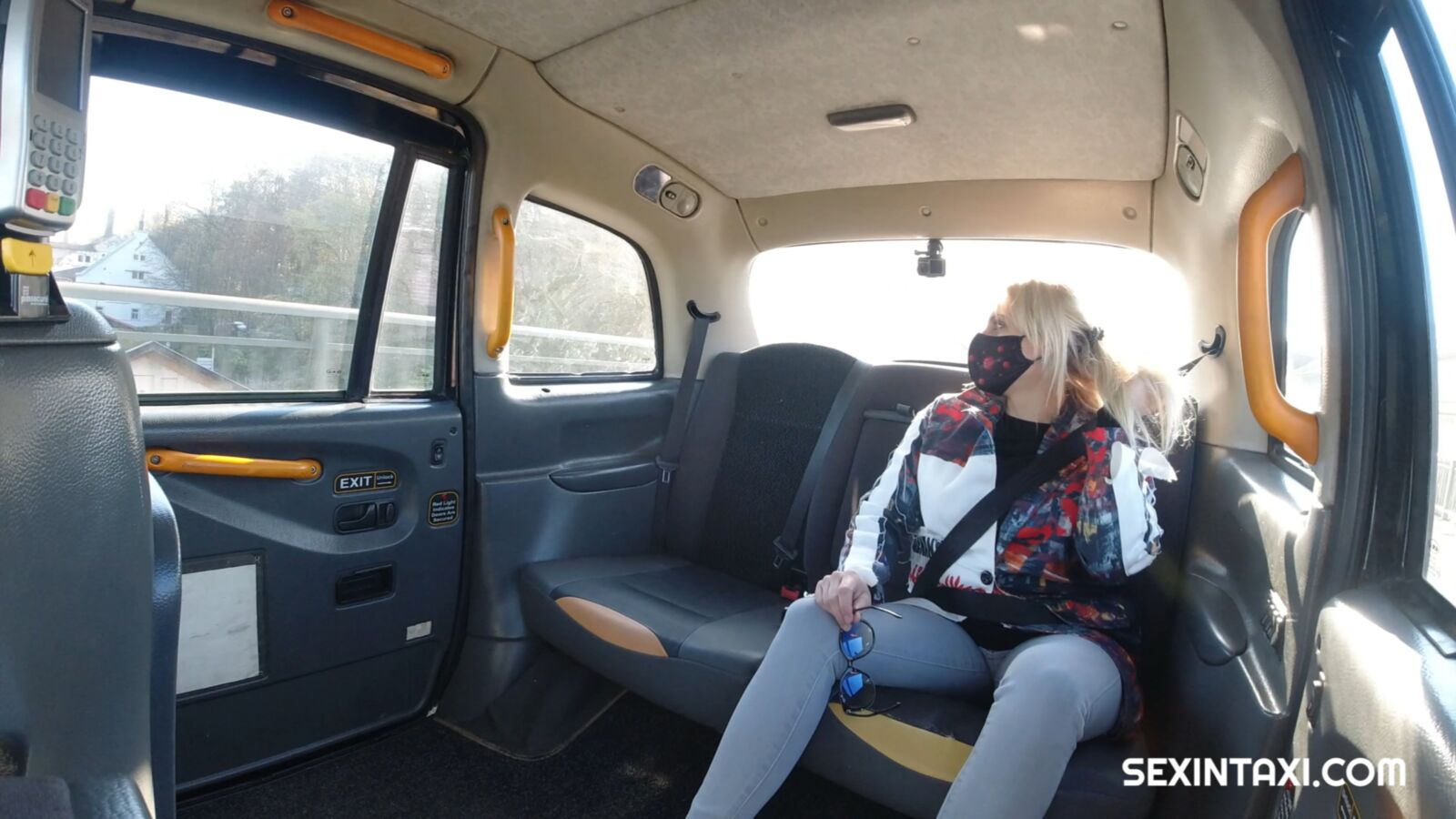 [1.8 GB] [Sexintaxi.com / Porncz.com] Brittany Bardot, Thomas (Sexy Blonde Widow Got It Hard In The Taxi) [2020-12-03, Blowjob, Cowgirl, Doggy Style, Missionary, All Sex, Natural Tits, Cum Swallowing, OUTDOORS, 1080P] – Porn torrents download