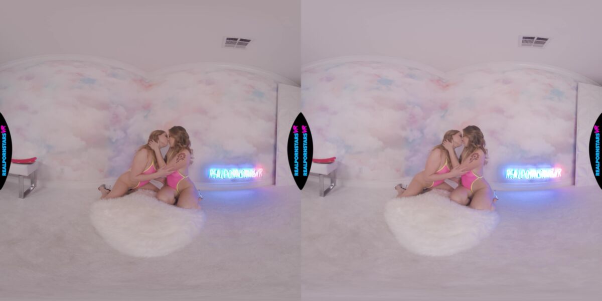 [NaughtyamericAvr.com] Electra Rayne, Veronica Weston (Real Pornstars VR / 10.01.2022) [2022, Blonde, Blowjob, Blue Eyes, Bubble Butt, Caucasian, Cum on Stomach, Deepthroating, Hand Job, High Heels, Masturbation,Medium Ass, Medium Tits, Natural Tits, Orgasm, Pov, Shaved, Tattoos, Threesome, VR, 6K, 3072p] [Oculus Rift / Vive] – Porn torrents download