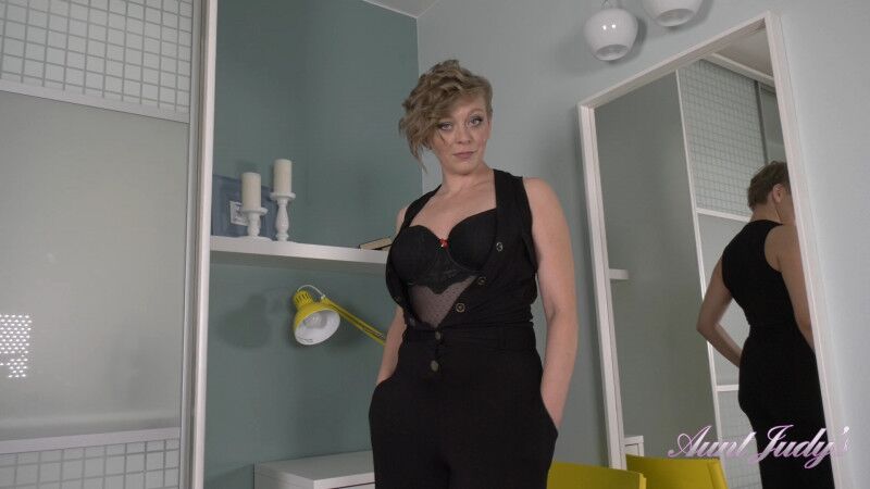 [Auntjudys.com] Yana – Yana Lingerie Strip \u0026 Masturbation [2021.02.12, Solo, Milf, Mature, Masturbation, 1080p] – Porn torrents download