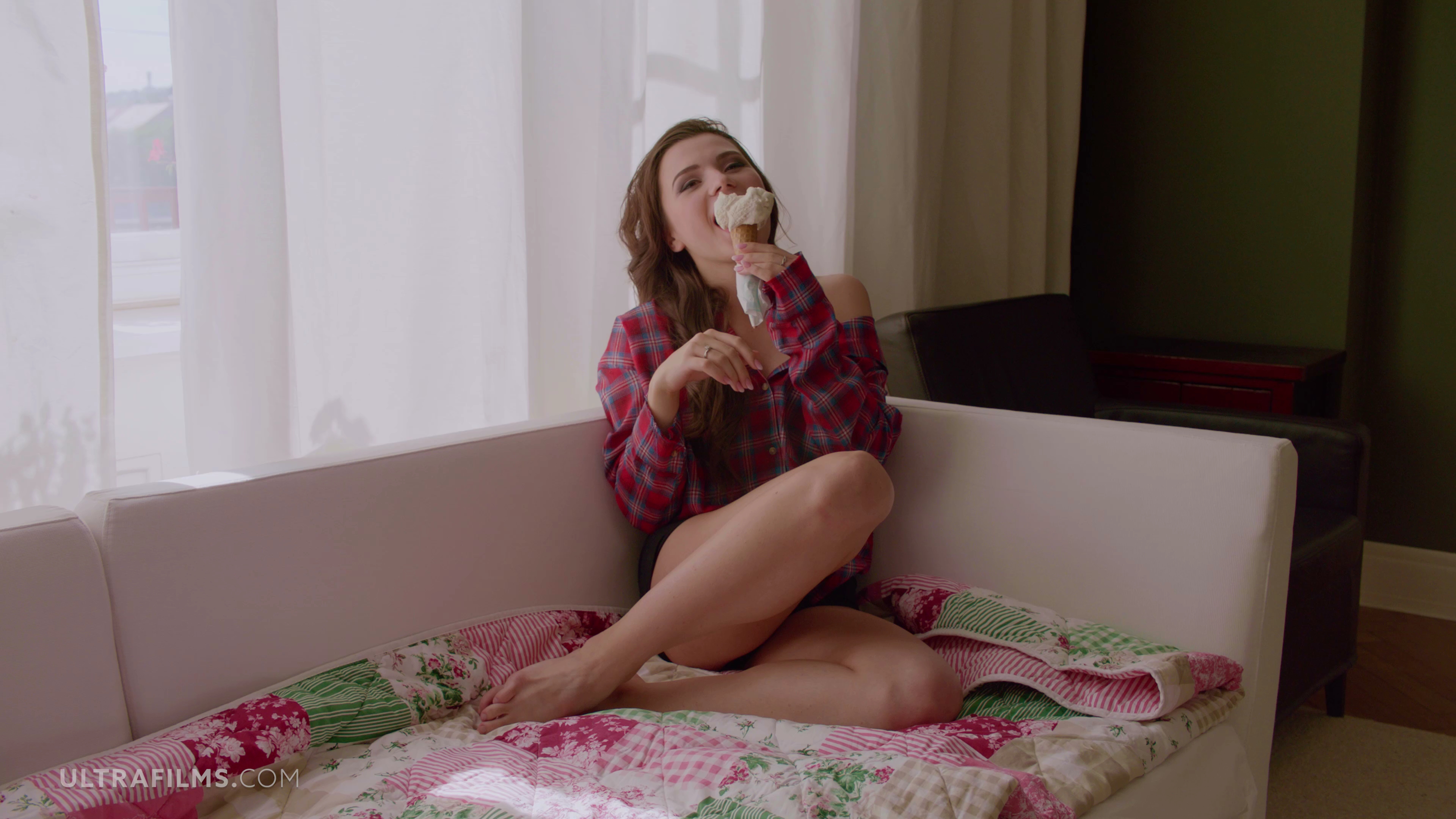 [ultrafilms.com] Hayli Sanders interview with Haley Sanders in Russian / Interview with Hayli Sanders [2022-01-09, Brunette, Interview, Shaved Pussy, 2160p, Hiterip] – Porn torrents download