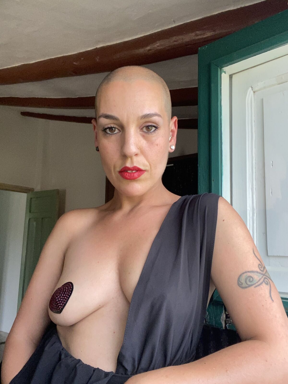 [Manyvids.com] emprexkala (aka k \u0026#257; La \u0026 Cyro) • Megapack • Part 1 • 80 videos [2021 – 2022, Fetish, POV, Italian, English, German, Freak, Joi, CEI, SPH, FINDOMSoles, Legs, Goth, Food Play, Close-Up, Ahegao, Chewing, Spit, Crazy, Demented, Belly, Giantess, 1080p – Porn torrents download