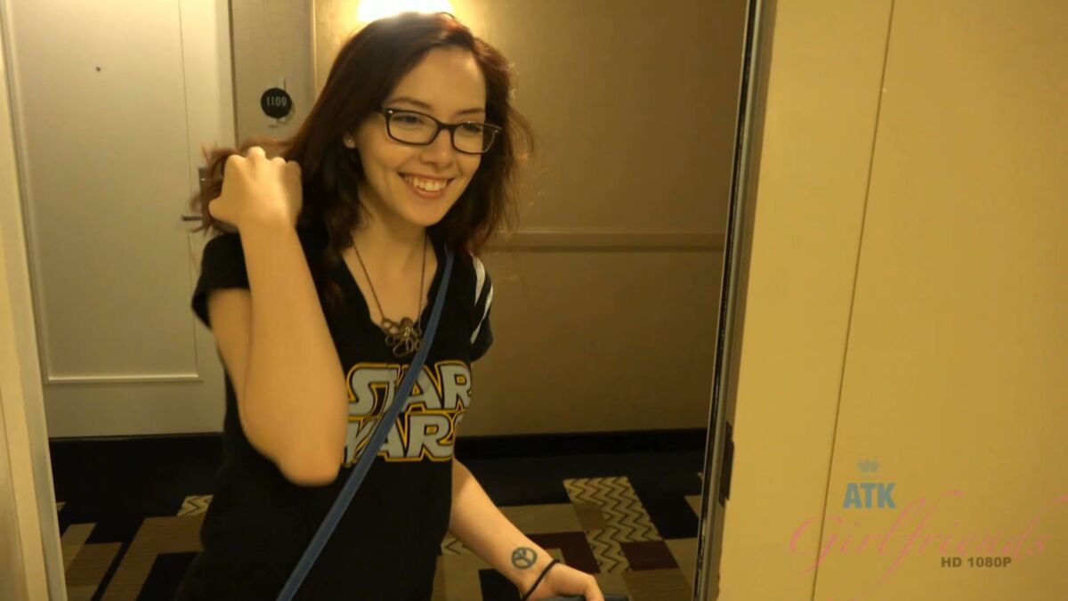 [Atkgirlfriends.com] Ember Stone (Las Vegas 1/4) [2015, Orgasm, Masturbation, Bathroom, Red Head, POV, 1080P] – Porn torrents download