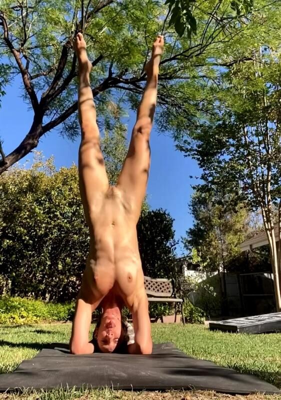 [Reddit.com] STEPH in Space (186 rollers) Pack [2020-2022, Amateur, Exchibitionism, Masturbation, Posing, Solo, Teen] – Porn torrents download