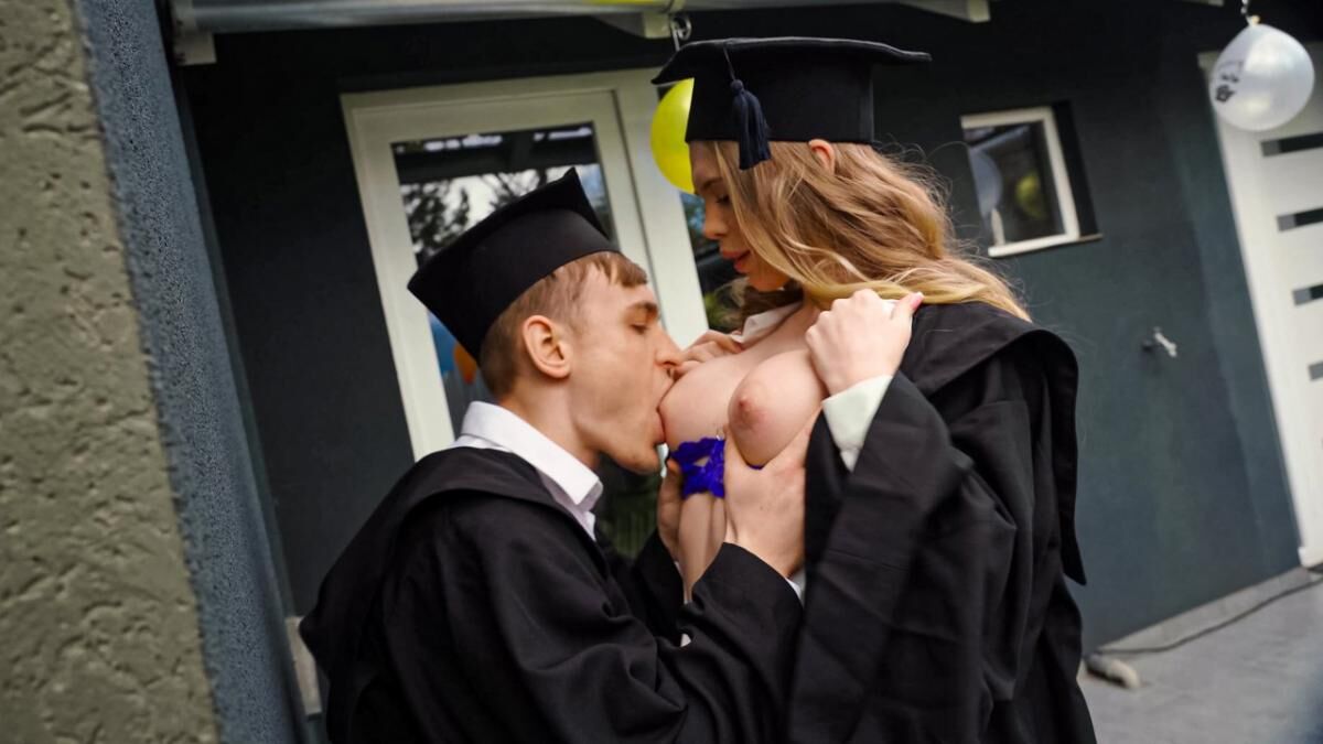[GFLeaks.com / RealityKings.com] Little Angel – College Graduanal (2023-06-12) [2023, Anal, Anal Creampie, Big Tits, Blonde, Blowjob, Couples Fantasies, Deep Throat, Doggystyle, Face Fuck, Gagging, Missionary , Reverse Cowgirl, Tattoo, 1080p, SiteRip] – Porn torrents download