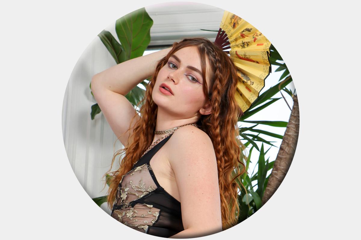 [Tgirls.xxx] Viola Costa Returns! (03 Jun, 2021) [2021 г., Shemale, Transsexual, Solo, Posing, Small Tits, 1080p, SiteRip]