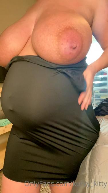 [OnlyFans.com] Kurvy Kat - 35 Week Laundry Fantasy Doggy Style [2021 г., pregnant, solo, 1080x1920, WEB-DL]