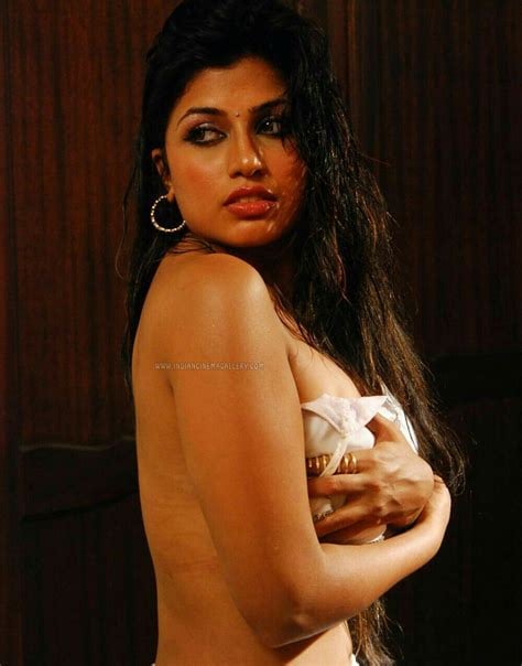 Aarti Puri