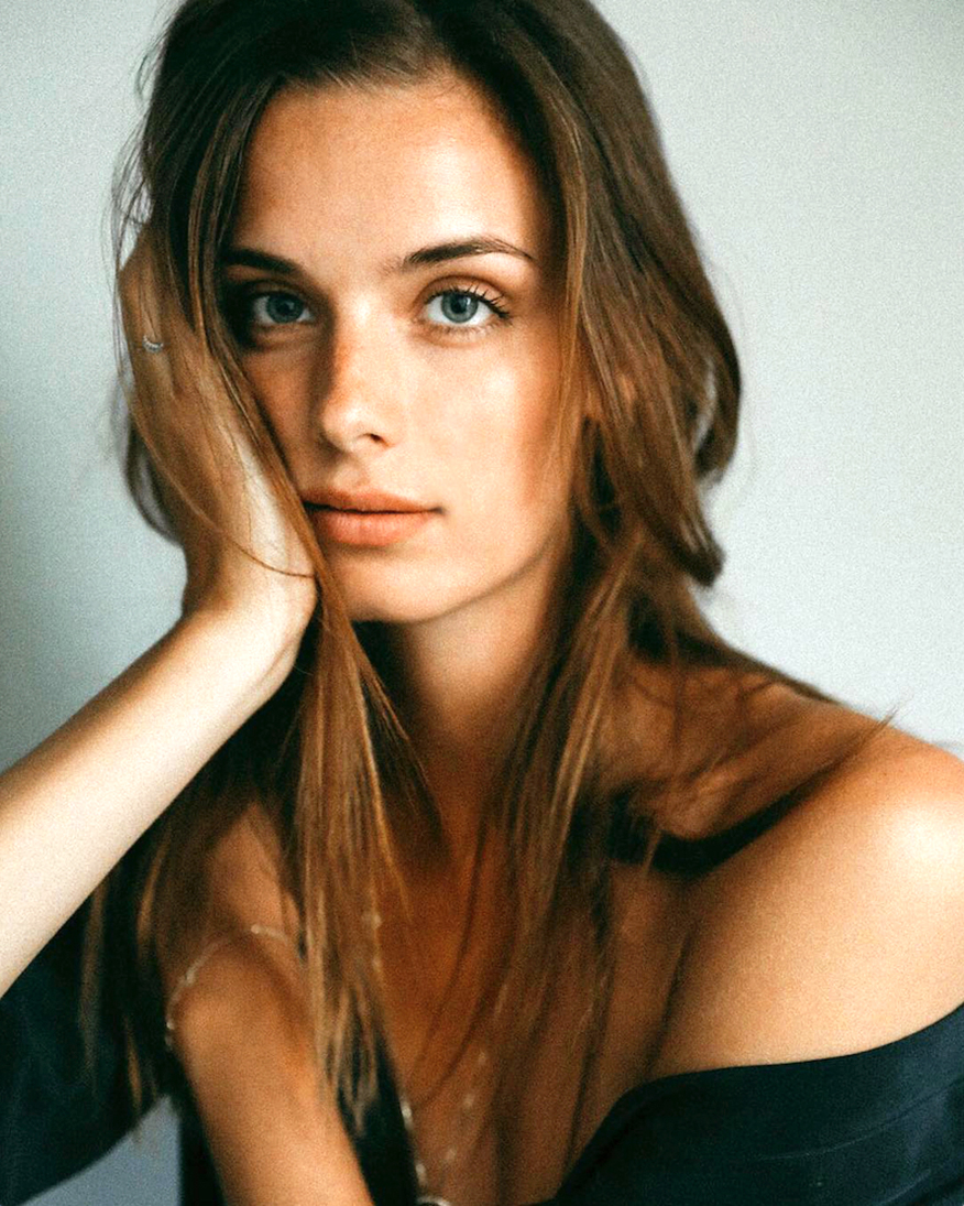Abi Fox