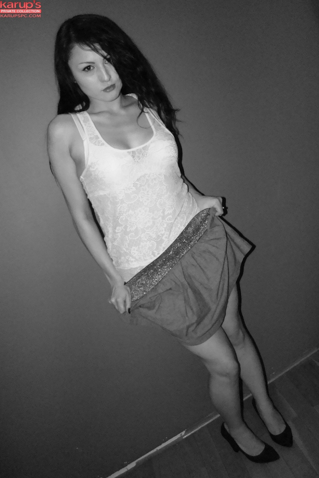 Adela T