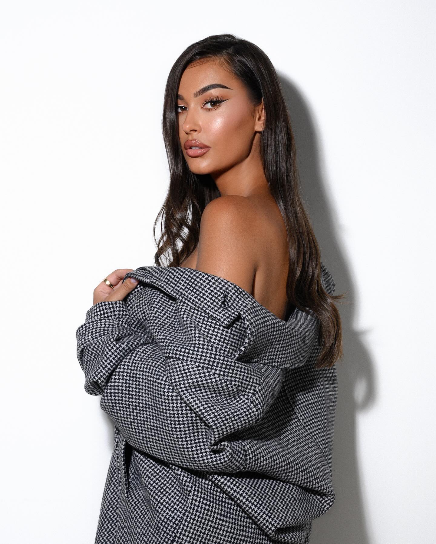 Adrola Dushi