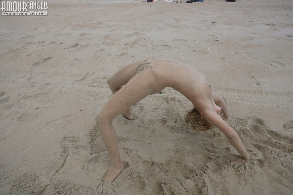 Agnes H