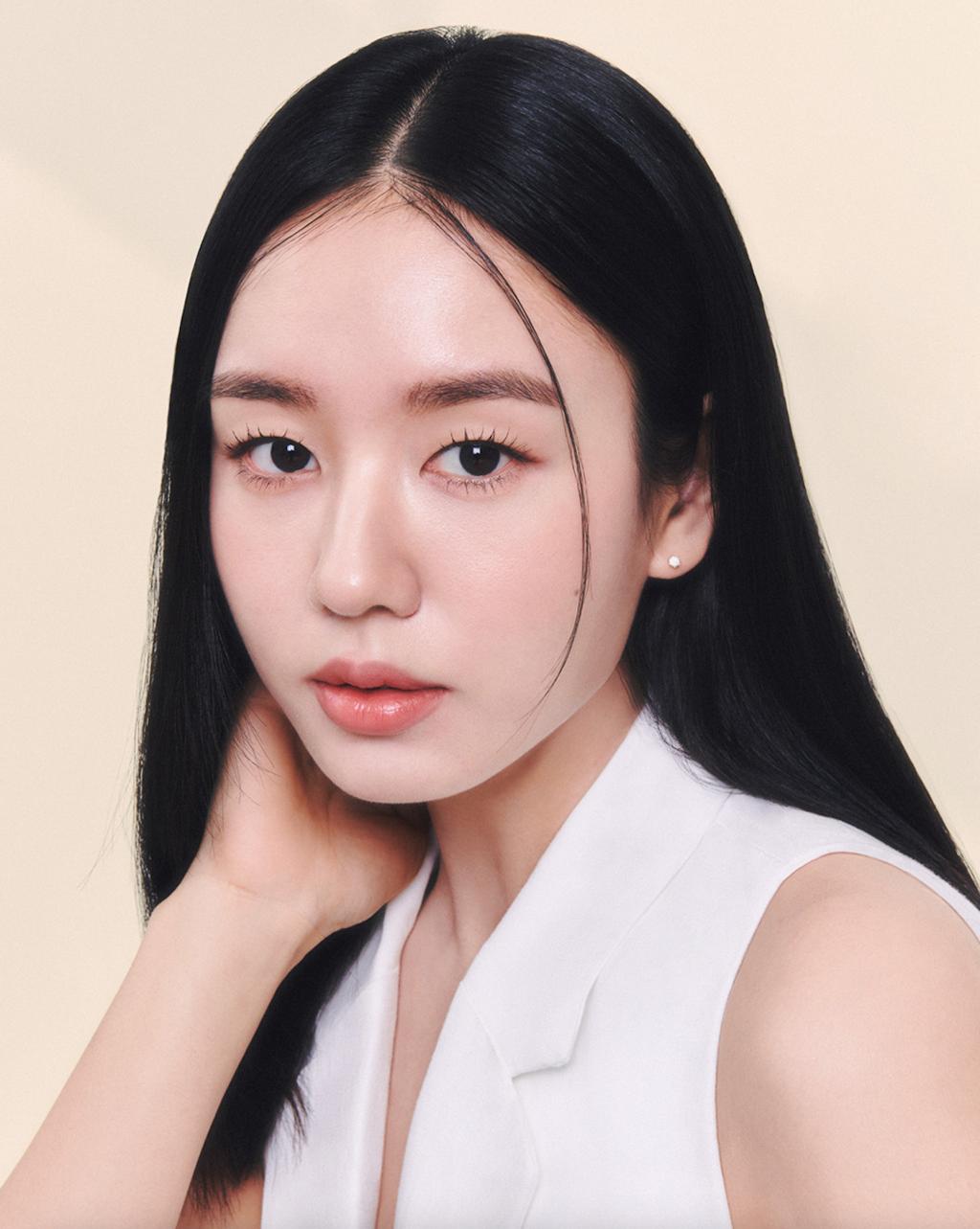 Ahn Eun-Jin