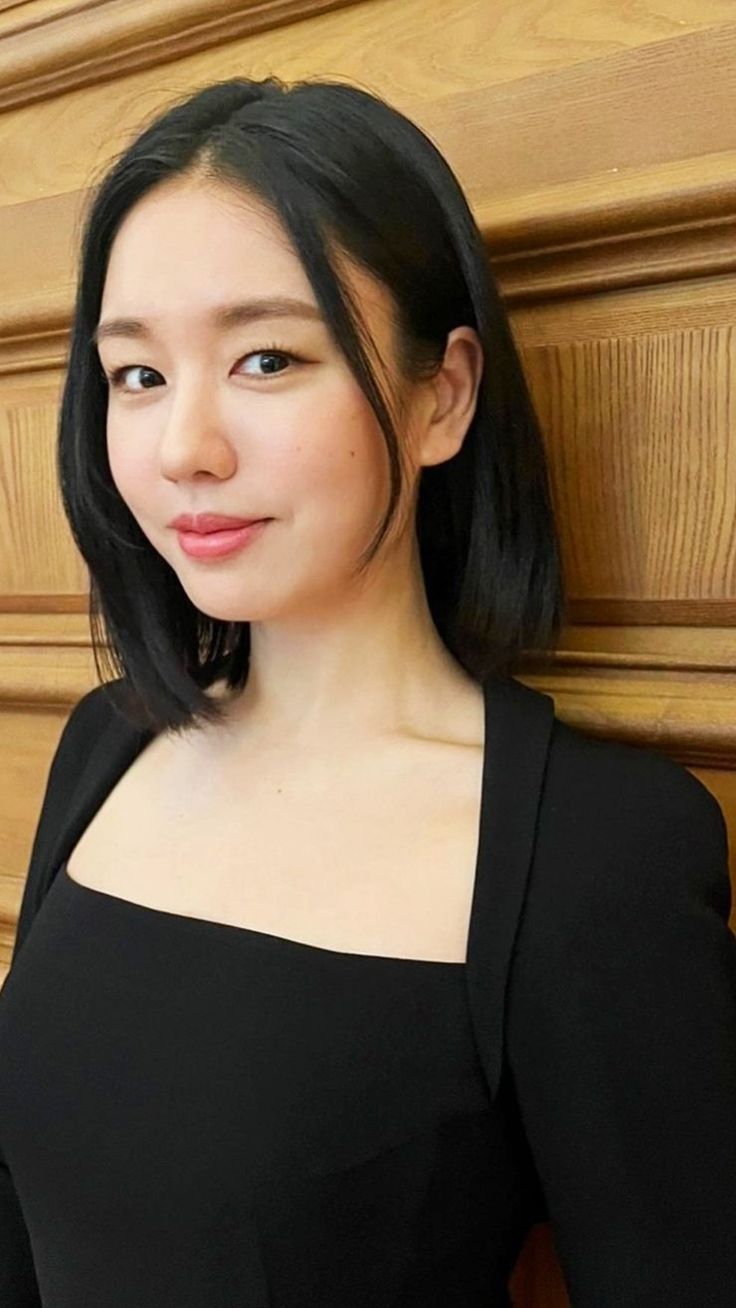 Ahn Eun-Jin