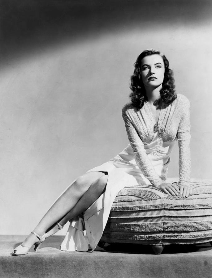 Ella Raines