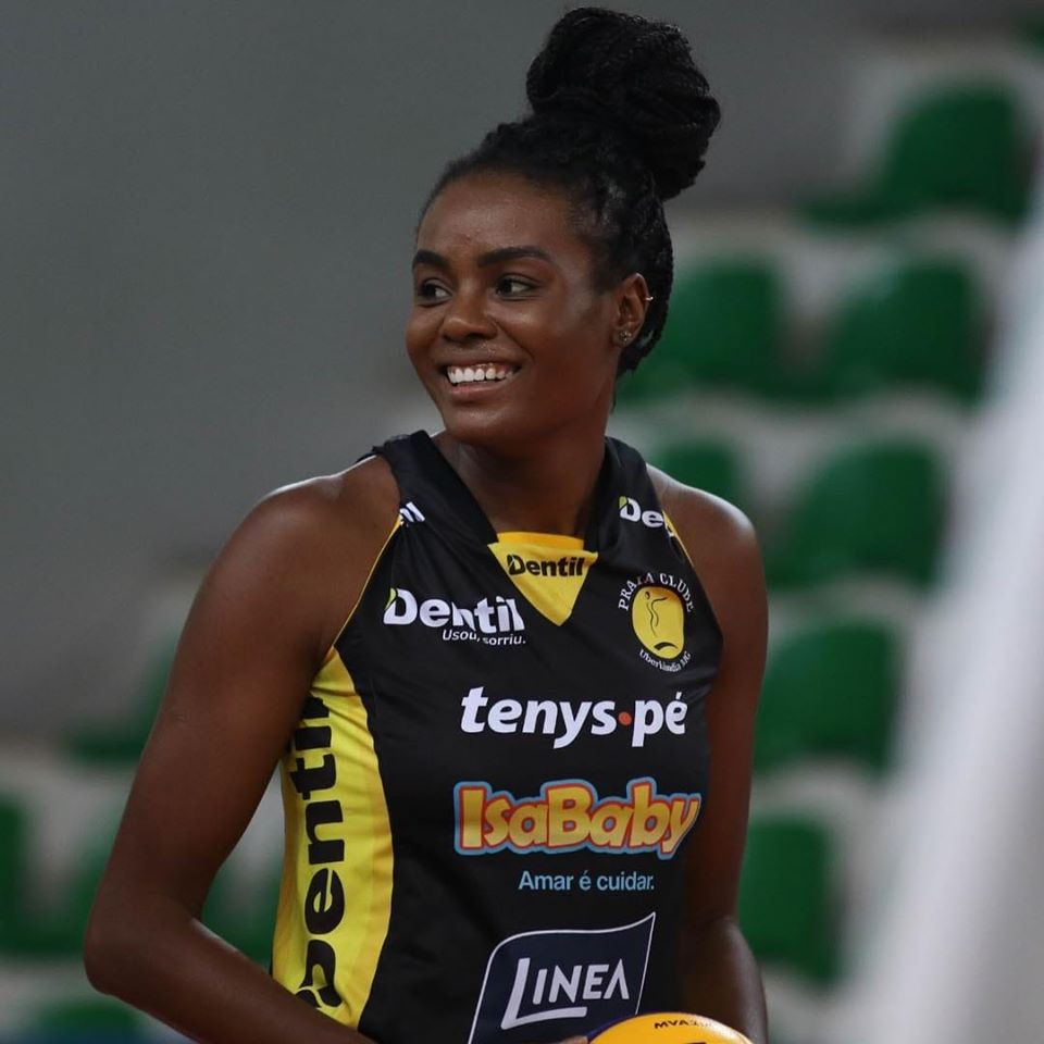 Fabiana Claudino