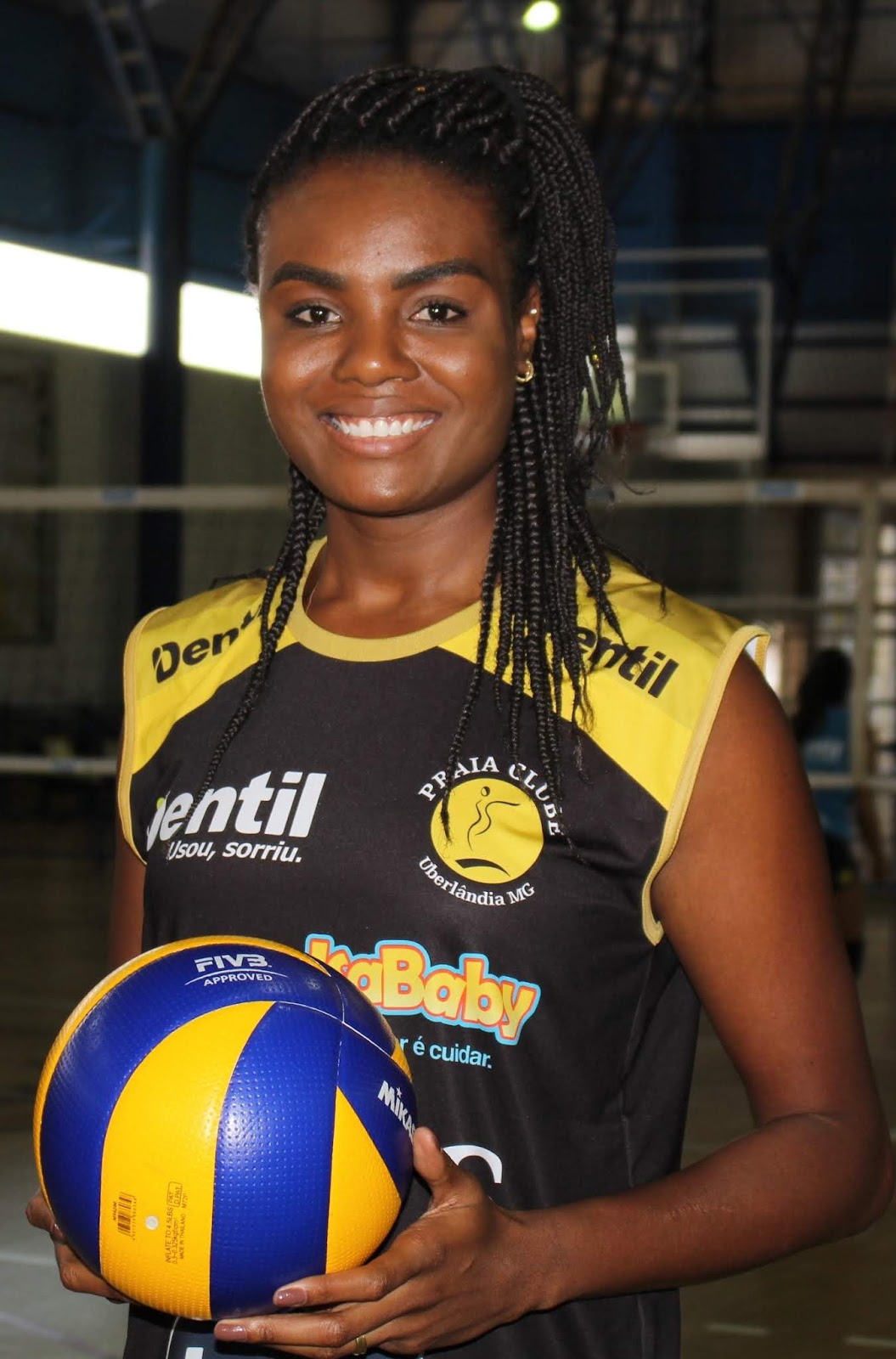 Fabiana Claudino