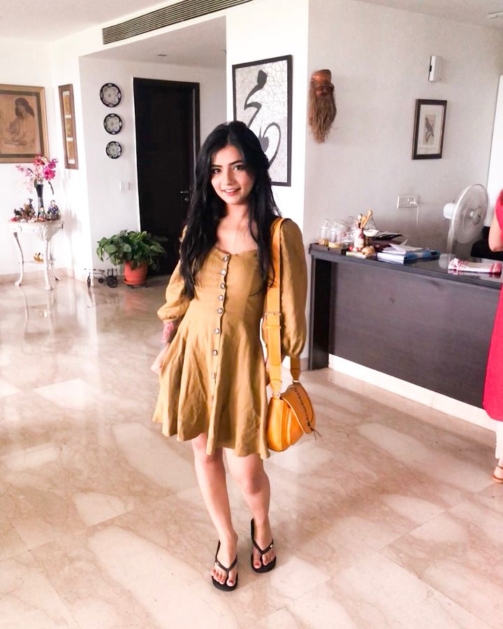 Saaniya Abbas
