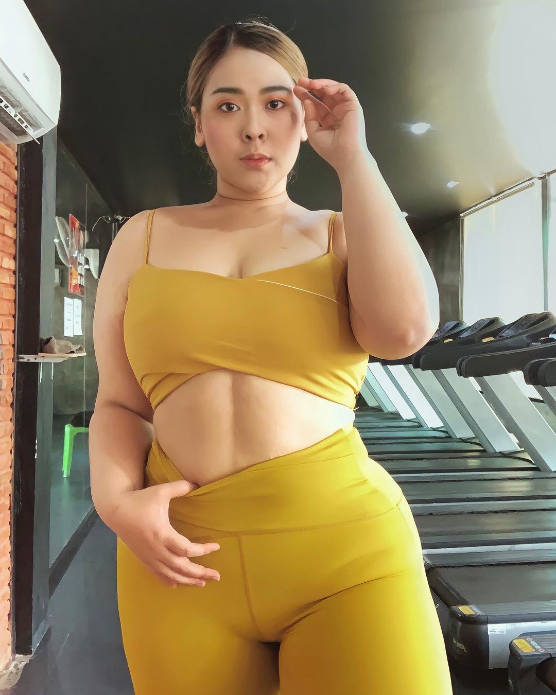 Yada Moonsub